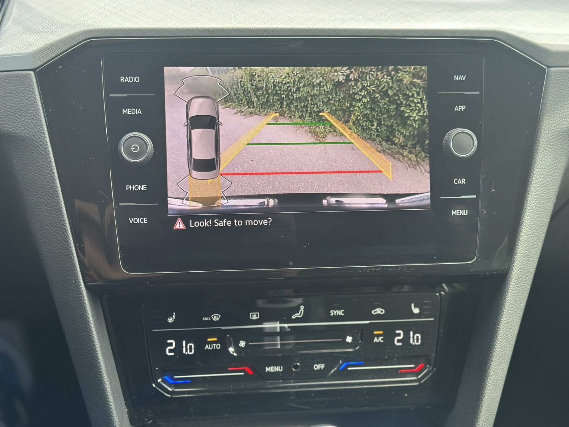 Volkswagen Passat 2022